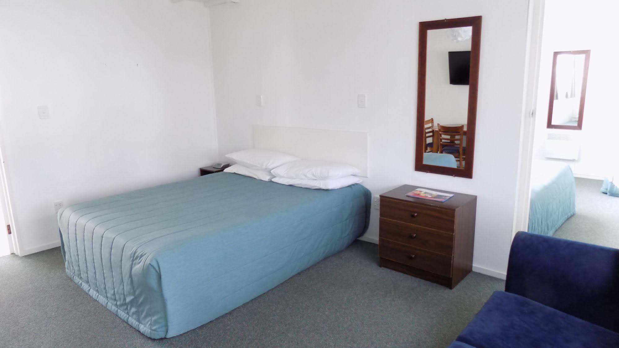 Gothic Heights Motel Christchurch Eksteriør billede